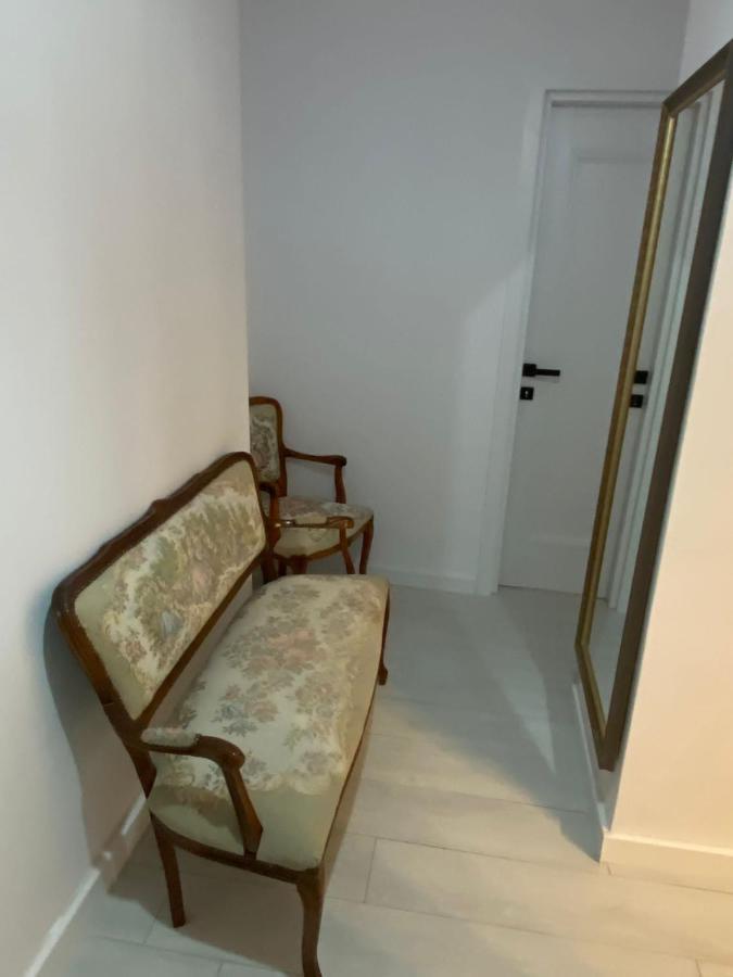 Ultracentral Apartament Calea Victoriei Bucarest Exterior foto